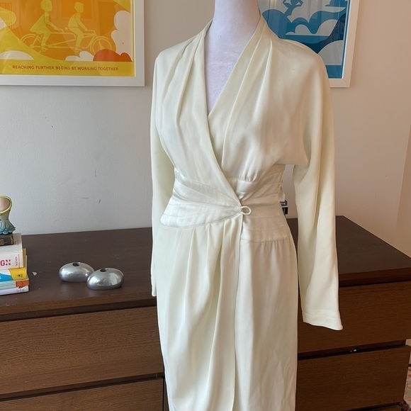 ST GILLIAN VINTAGE 60s White wrap dress - Picture 6 of 12